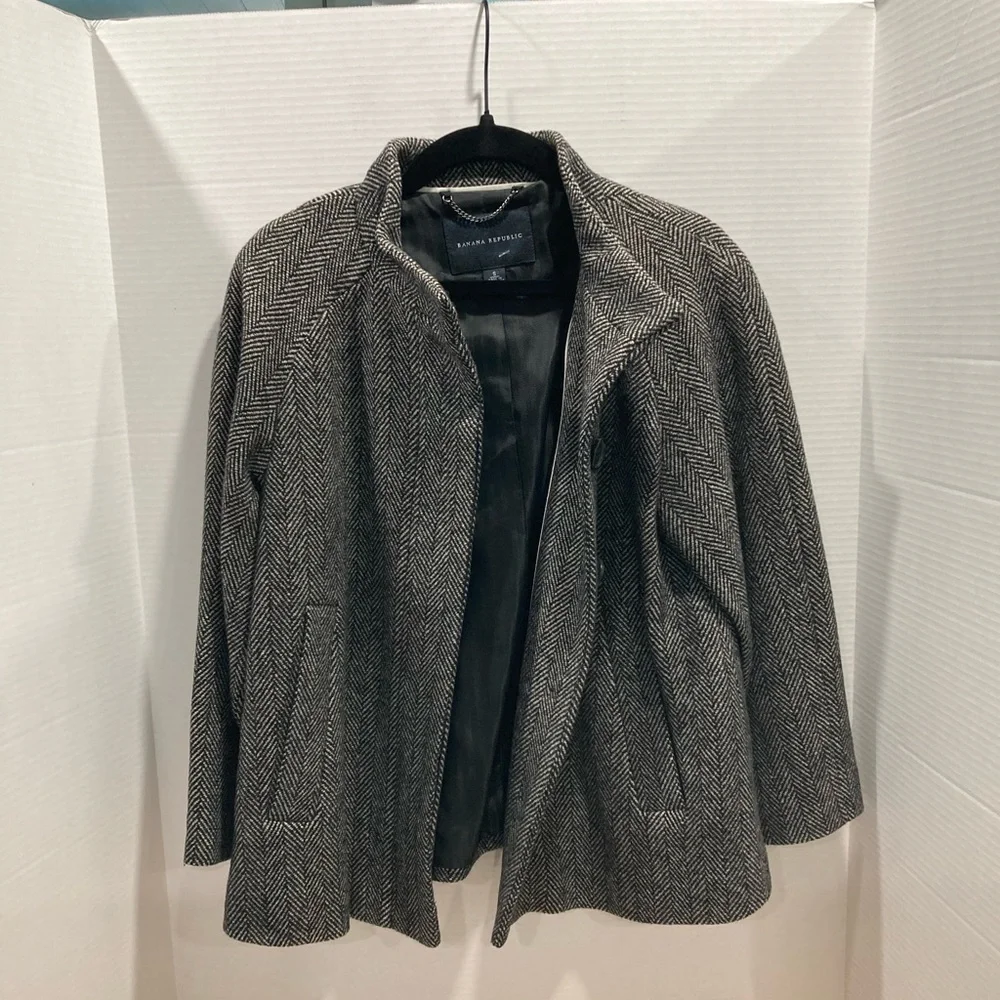 Banana Republic 
S black/ cream - Picture 2 of 10